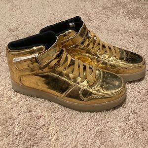 Light up LED sneaker shoes